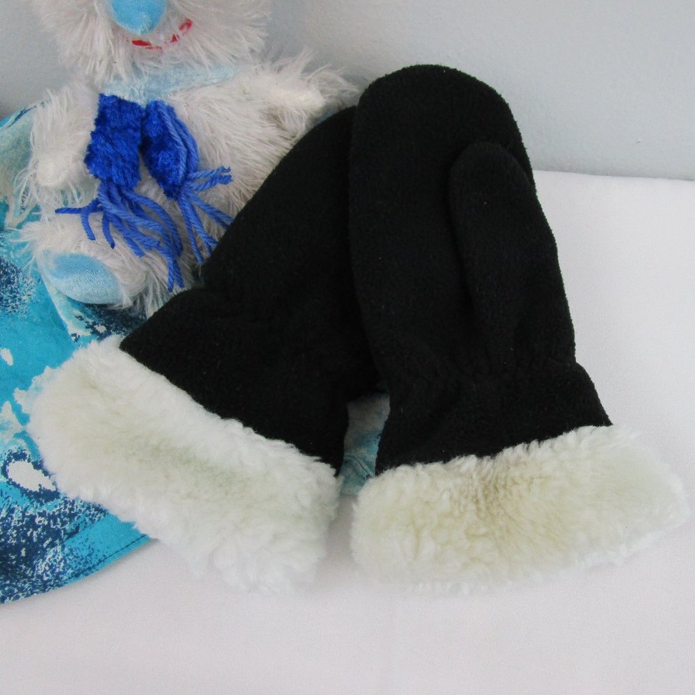 Girls Medium Fleece Lined Mittens w Faux Fur Trim